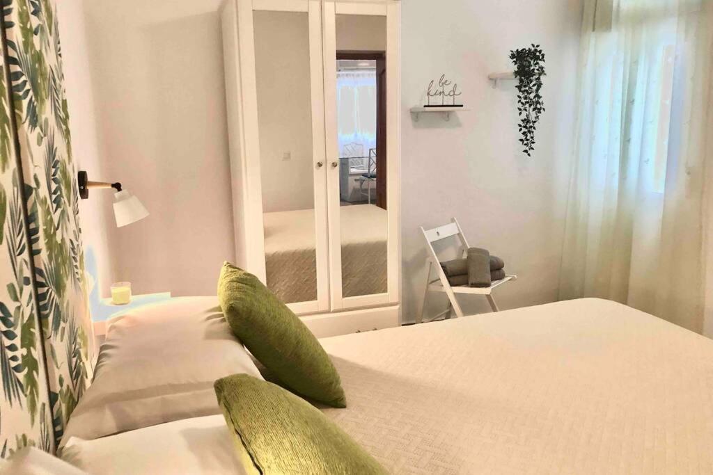 Centrico Apartamento Con Terraza Y Wifi Ronda Ngoại thất bức ảnh